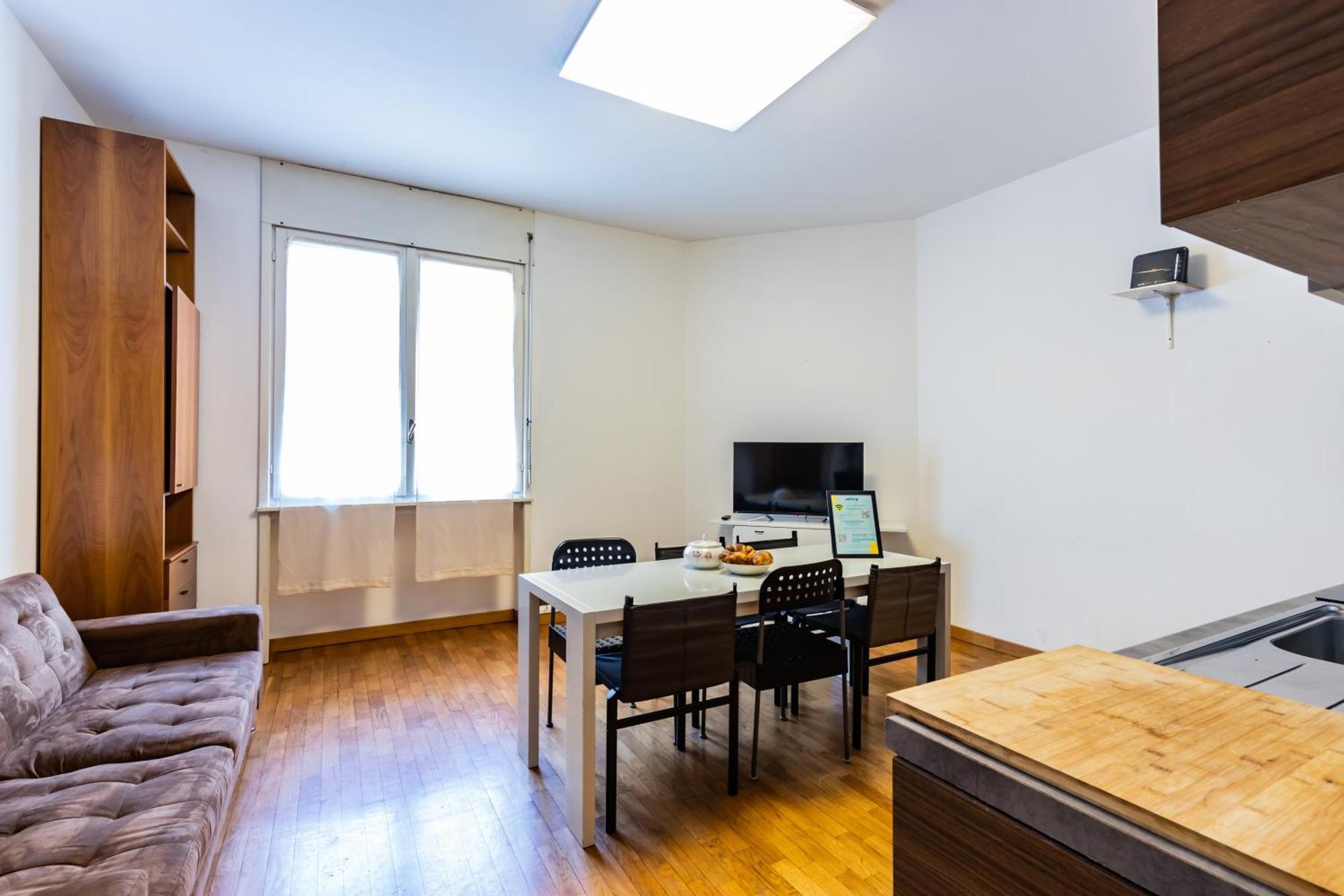 Joivy Apartments By The Lake Como Exterior foto